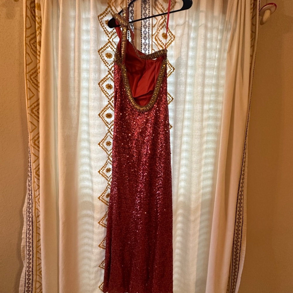 Prom Dress - Picture 4 of 6